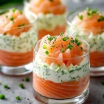 Verrines de Saumon Fumé, Mousse aux Herbes et Fromage Frais
