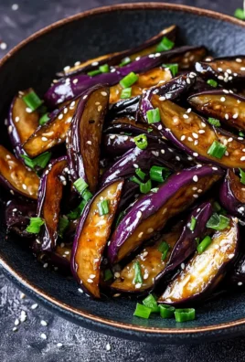 Aubergines chinoises sautées à la poêle sauce soja
