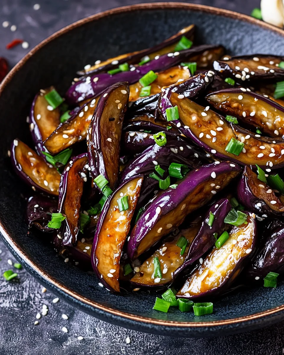 Aubergines chinoises sautées à la poêle sauce soja