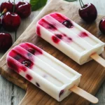 Sucettes glacées au yaourt et aux cerises